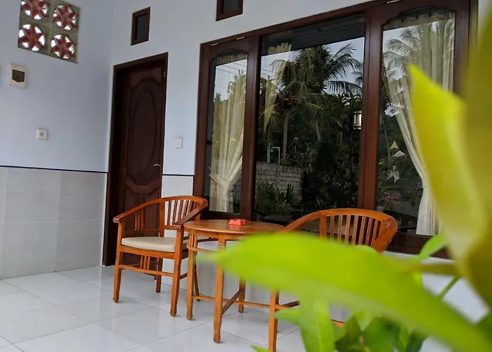 Affittacamere Serangan Mimba 3*